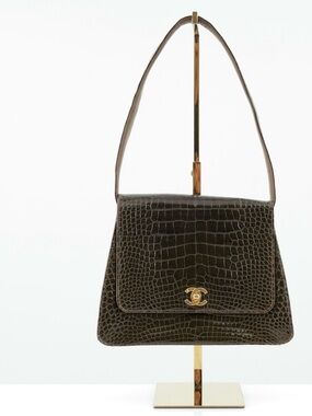 Chanel Vintage Rare Real Crocodile 🐊 Shoulder bag-No CITIES